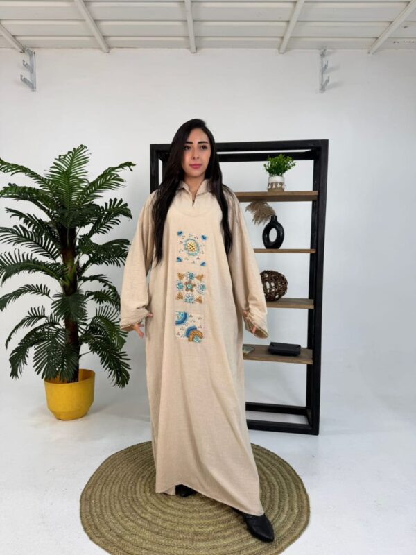 Hand-Embroidered Cotton-Linen Abaya – Beige - Image 4