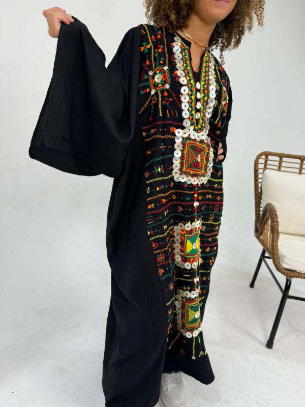 Spanish Linen Abaya Hand-Embroidered from Siwa - Image 2