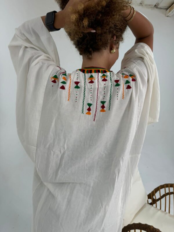 Spanish Linen Abaya Hand-Embroidered from Siwa - Image 2