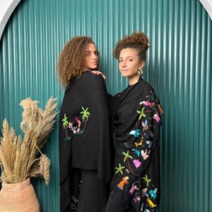 Handwoven Akhmim Cotton Shawl – Colorful Embroidery Depicting Egyptian Village Life