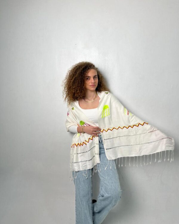 White Akhmim Cotton Shawl | Hand-Embroidered by Nubian Women of Aswan | 180×60 cm