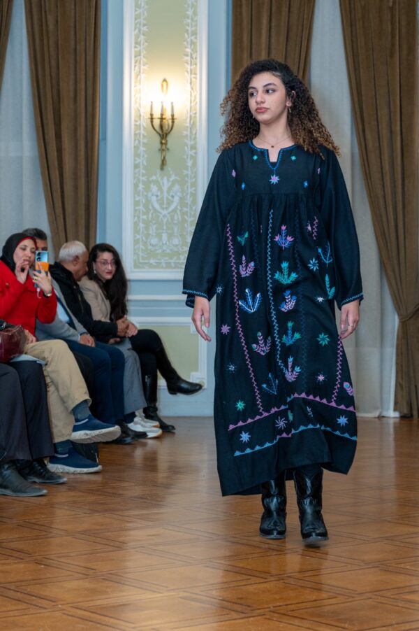 Hand-Embroidered Spanish Linen Abaya by St. Catherine Artisans | Desert Motifs | Free Size up to 3XL