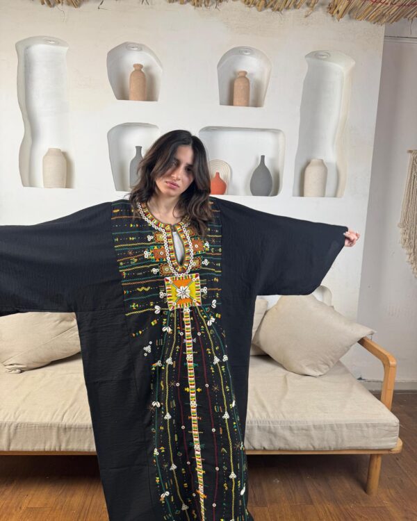 Spanish Linen Abaya Hand-Embroidered from Siwa Free size up to 3XL - Image 3