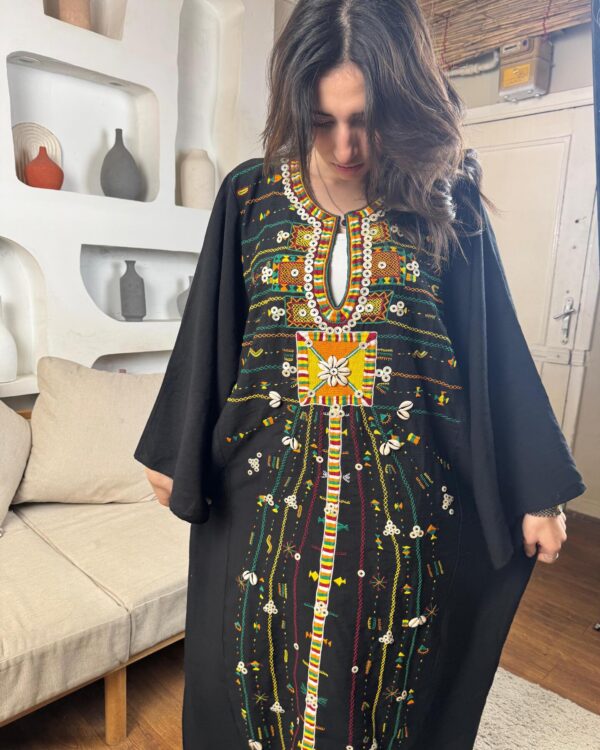 Spanish Linen Abaya Hand-Embroidered from Siwa Free size up to 3XL - Image 4