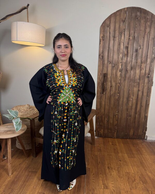 Spanish Linen Abaya Hand-Embroidered from Siwa Free size up to 3XL - Image 3