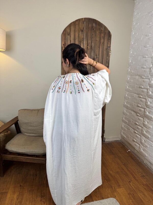 Spanish Linen Abaya Hand-Embroidered from Siwa Free size up to 3XL - Image 3