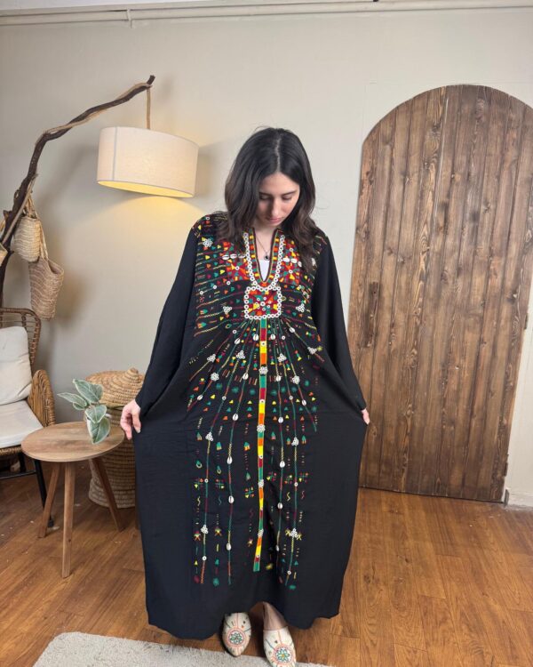 Spanish Linen Abaya Hand-Embroidered from Siwa Free size up to 3XL - Image 3