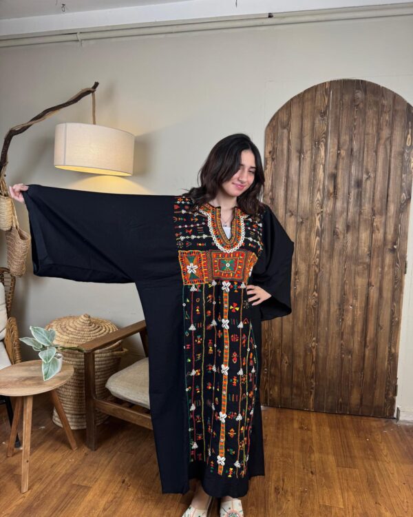 Spanish Linen Abaya Hand-Embroidered from Siwa Free size up to 3XL
