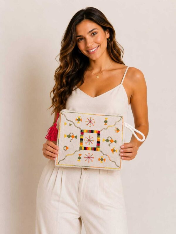 Off white Hand-Embroidered Siwa Clutch – Authentic Egyptian Heritage