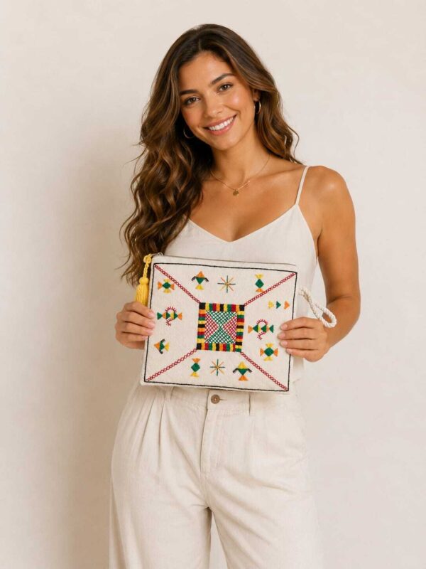 Off white Hand-Embroidered Siwa Clutch – Authentic Egyptian Heritage