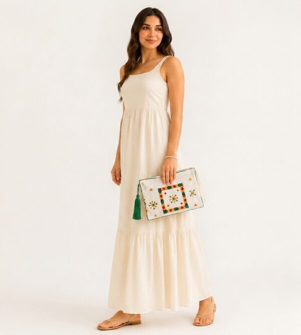 Off white Hand-Embroidered Siwa Clutch – Authentic Egyptian Heritage